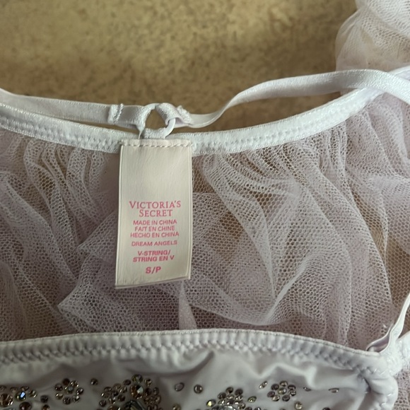 Vs v string crystaled - Picture 3 of 3